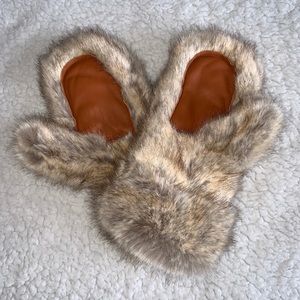 Faux Fur Mittens